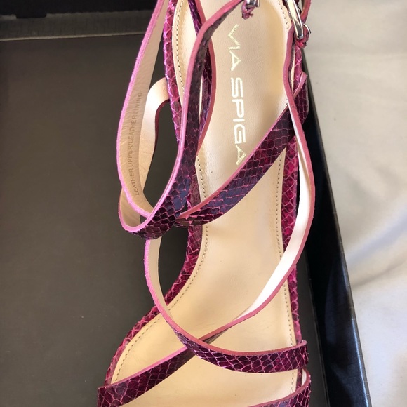 Via spiga pumps!! - Picture 3 of 5